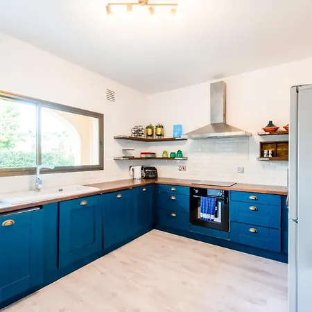 Sun Apartamento Limassol